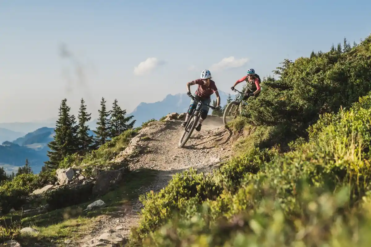 Foto_Leogang - MTB-Urlaub 13 Hacklbergtrail mit 2 Mountainbikern